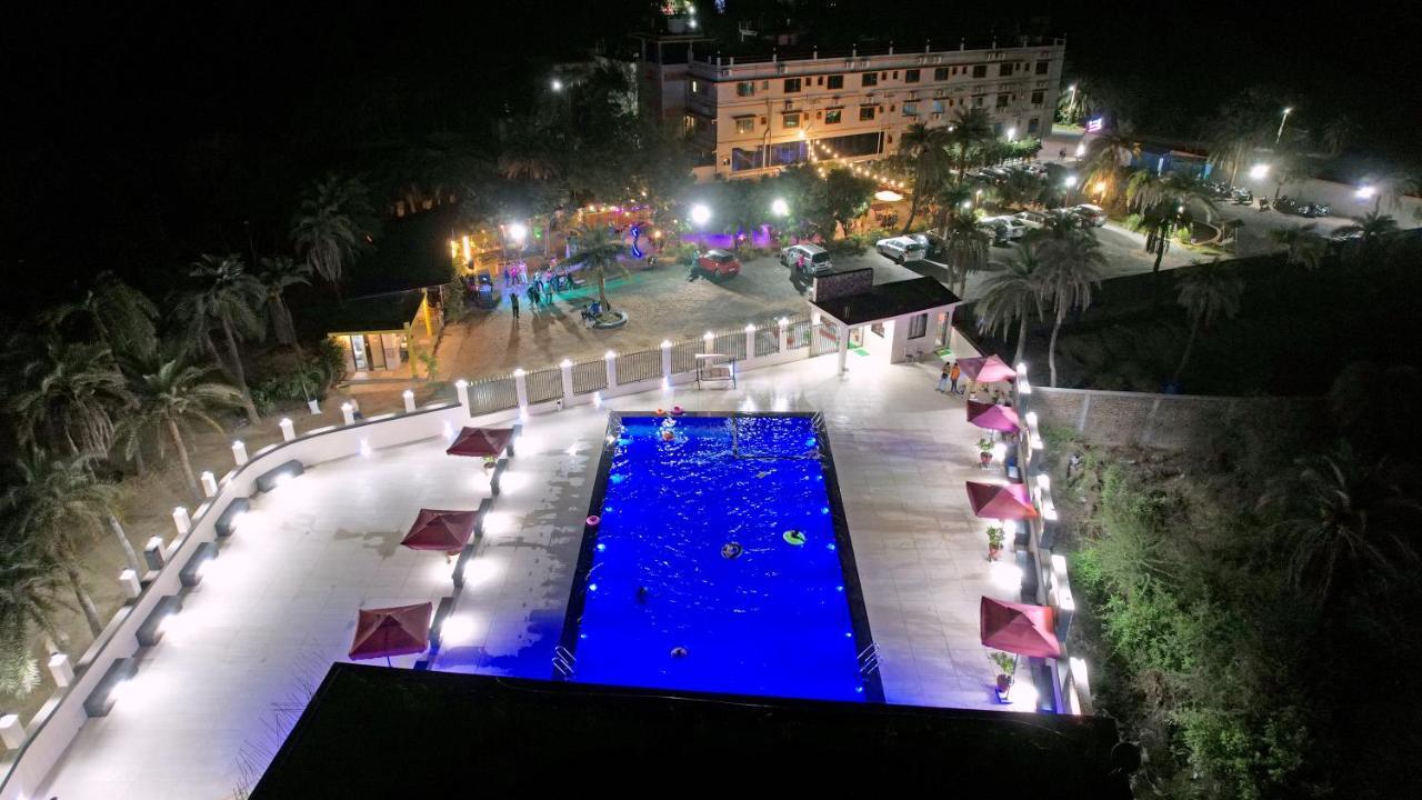 Hotel Silver Daman Buitenkant foto