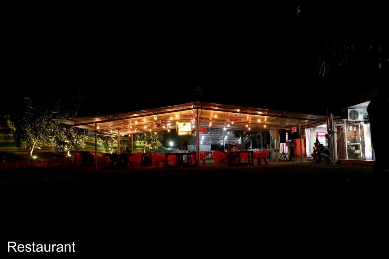 Hotel Silver Daman Buitenkant foto