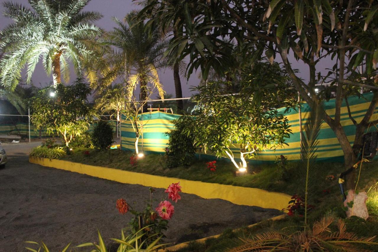 Hotel Silver Daman Buitenkant foto